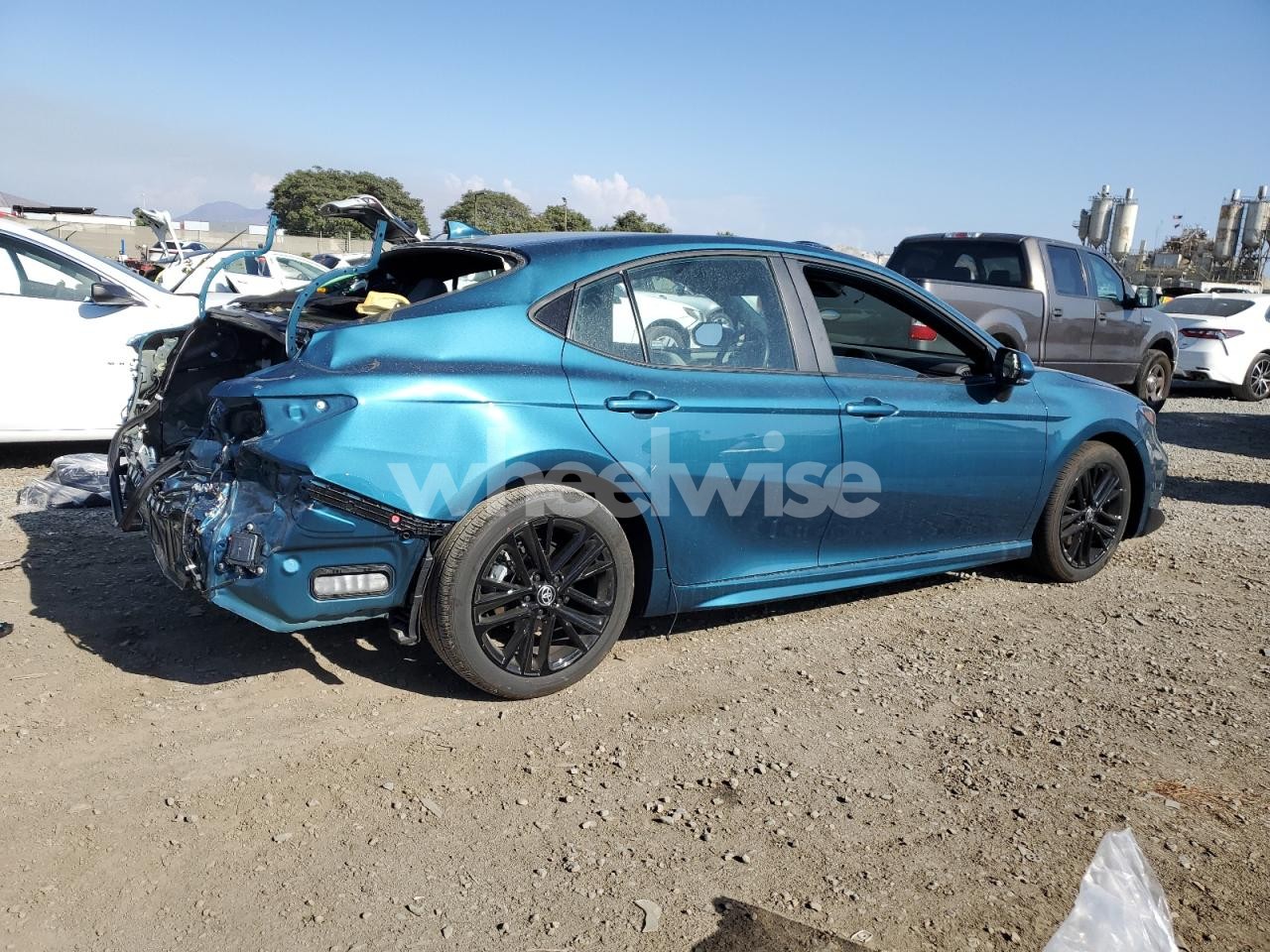 Photo 3 of 2025 TOYOTA CAMRY XSE (VIN 4T1DAACK5SU554014)