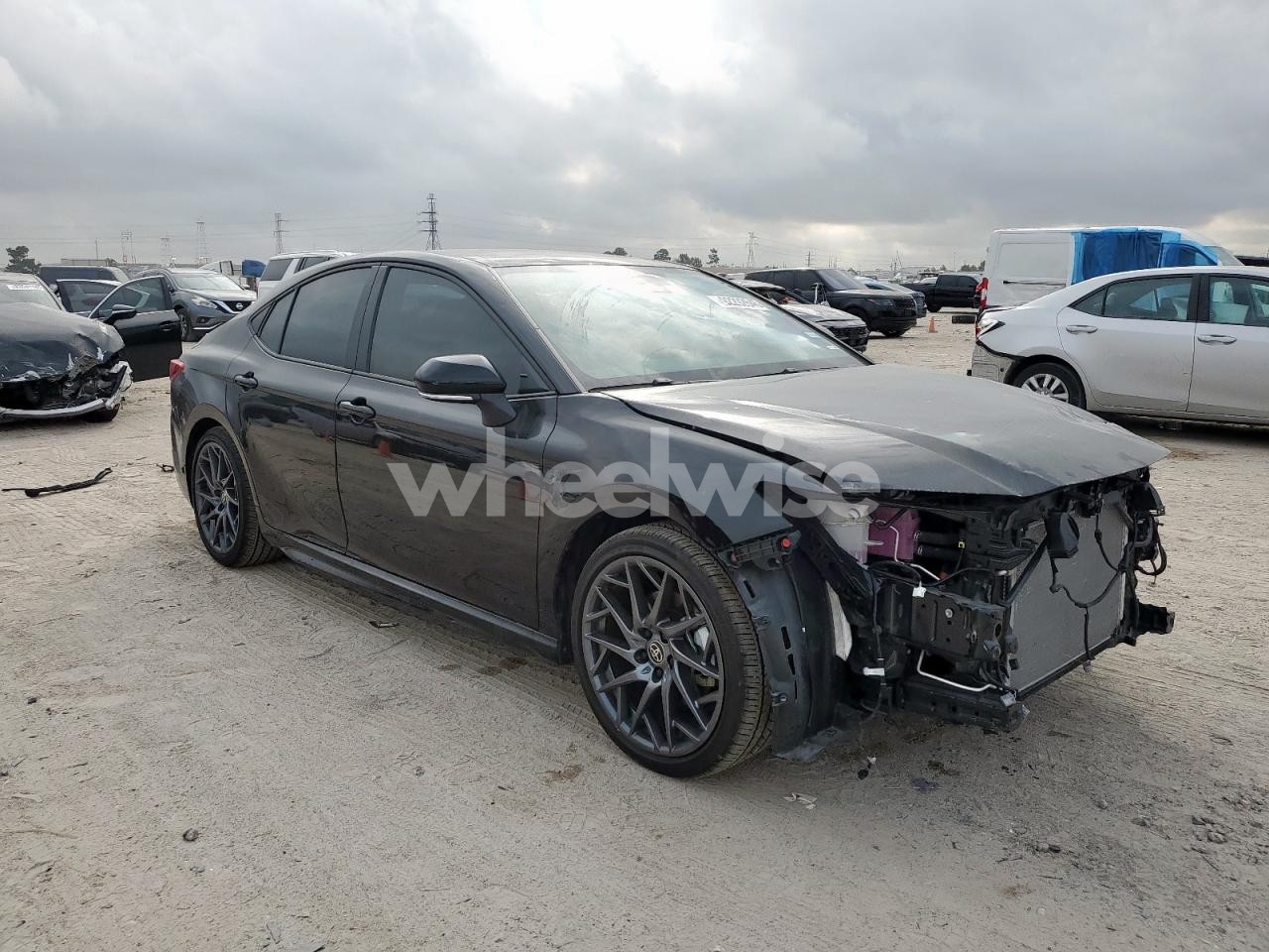Photo 4 of 2025 TOYOTA CAMRY XSE (VIN 4T1DAACK5SU557267)