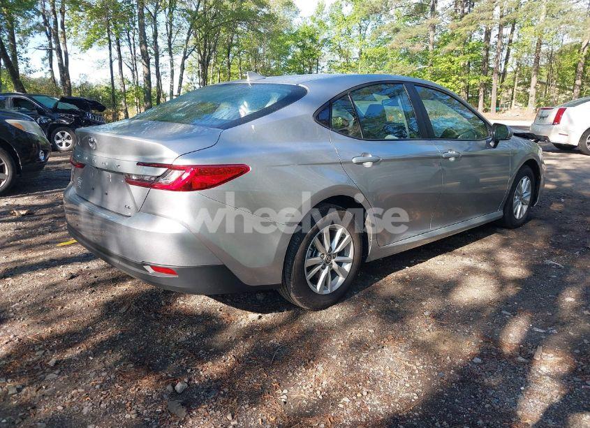 Photo 4 of 2025 Toyota Camry LE (VIN 4T1DAACK5SU570696)