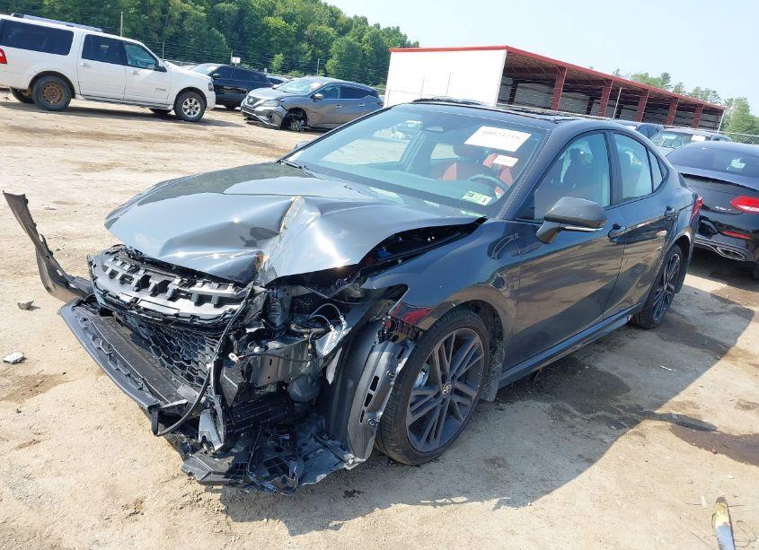 Photo 2 of 2025 Toyota Camry XSE (VIN 4T1DAACK6SU001176)