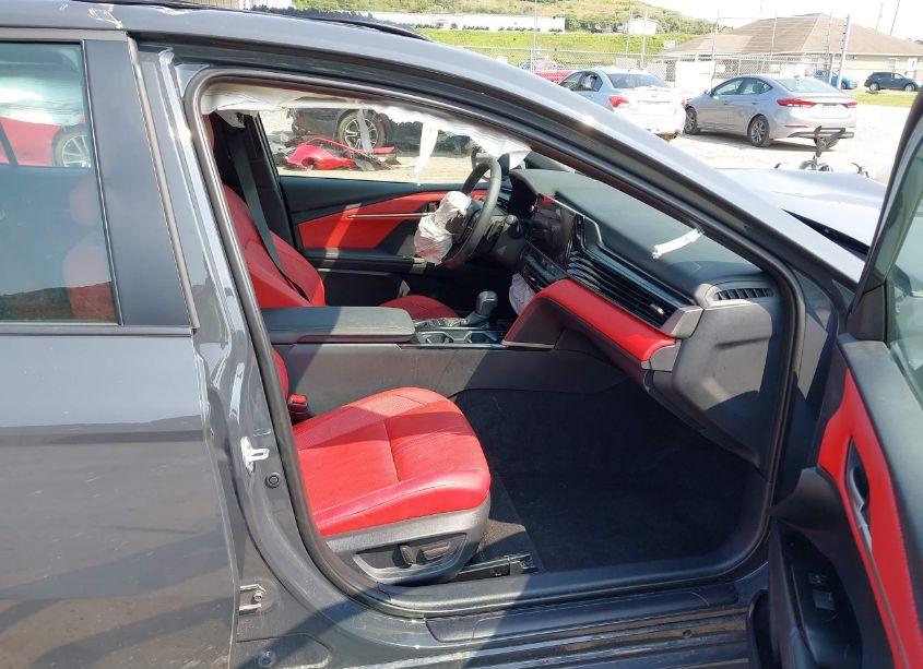 Photo 5 of 2025 Toyota Camry XSE (VIN 4T1DAACK6SU001176)