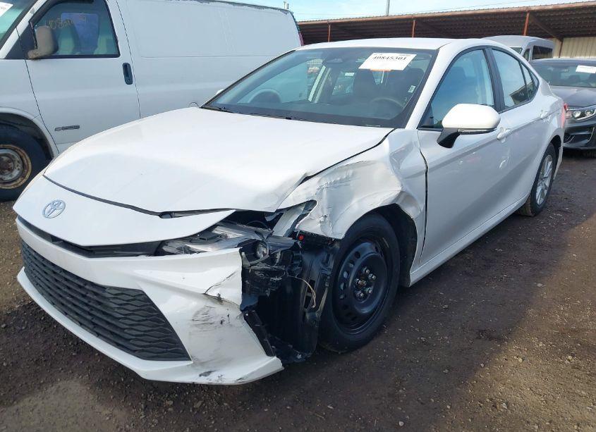 Photo 2 of 2025 Toyota Camry LE (VIN 4T1DAACK6SU017507)