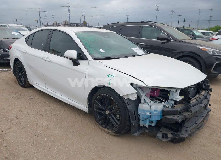 2025 Toyota Camry SE (VIN 4T1DAACK6SU019080) main photo