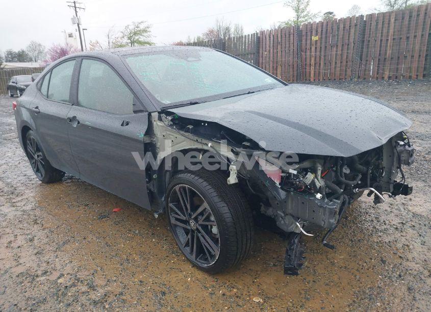 2025 Toyota Camry XSE (VIN 4T1DAACK6SU021492) main photo