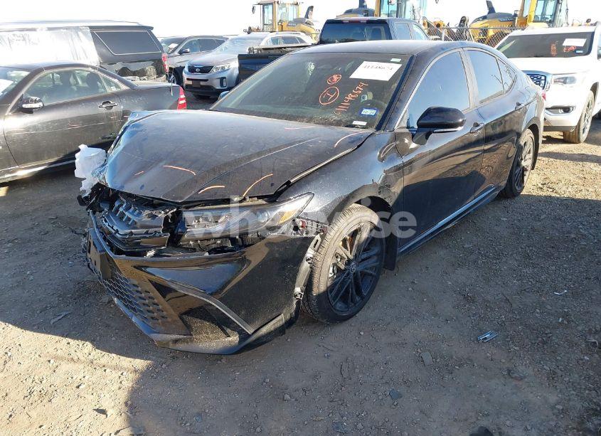 Photo 2 of 2025 Toyota Camry SE (VIN 4T1DAACK6SU066335)