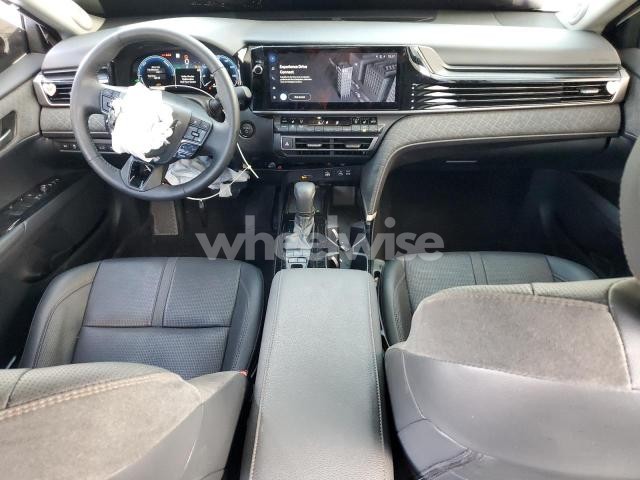 Photo 2 of 2025 TOYOTA CAMRY XSE (VIN 4T1DAACK6SU069476)