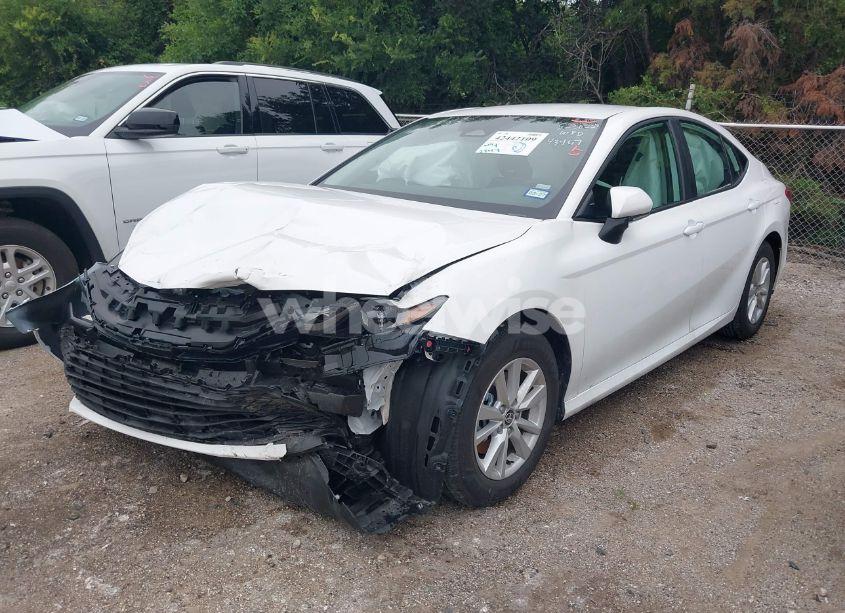 Photo 2 of 2025 Toyota Camry LE (VIN 4T1DAACK6SU141924)