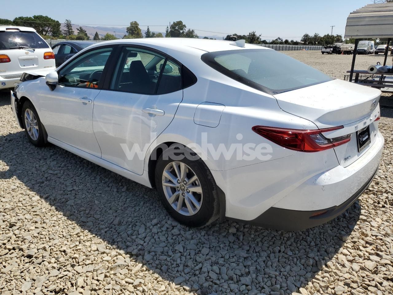 Photo 2 of 2025 TOYOTA CAMRY XSE (VIN 4T1DAACK6SU164491)