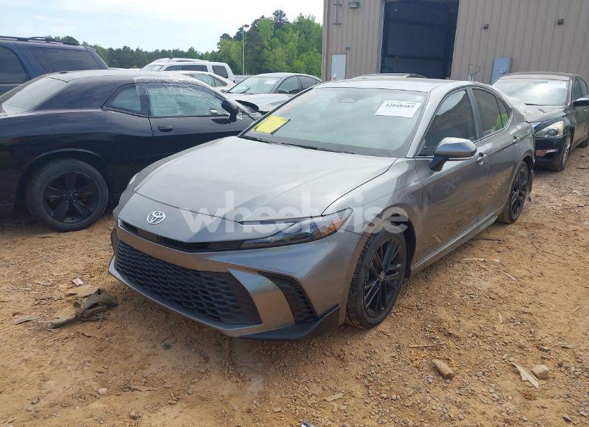 Photo 2 of 2025 Toyota Camry SE (VIN 4T1DAACK6SU510894)