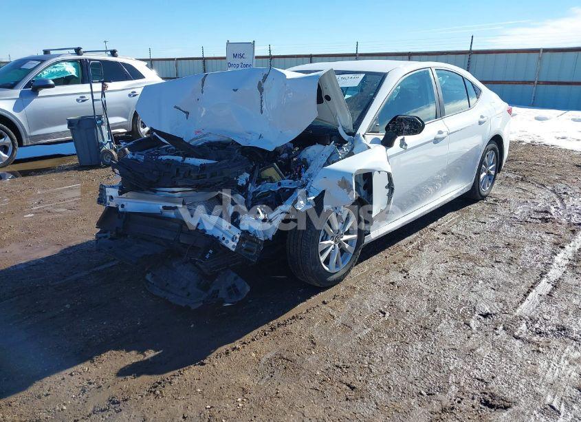 Photo 2 of 2025 Toyota Camry LE (VIN 4T1DAACK6SU520146)