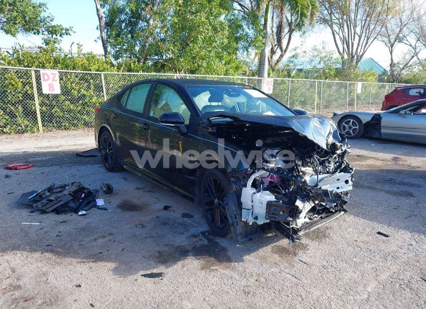 2025 Toyota Camry SE (VIN 4T1DAACK6SU552479) main photo