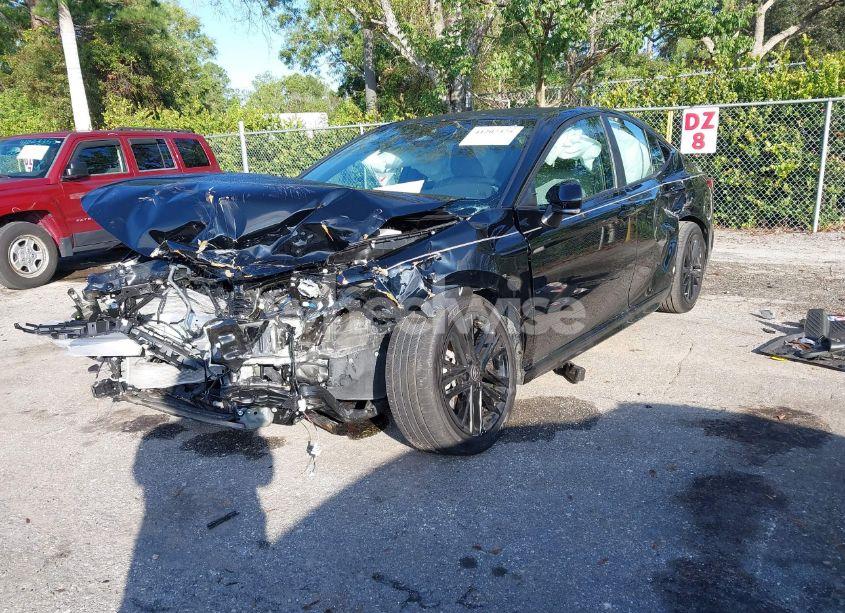 Photo 2 of 2025 Toyota Camry SE (VIN 4T1DAACK6SU552479)