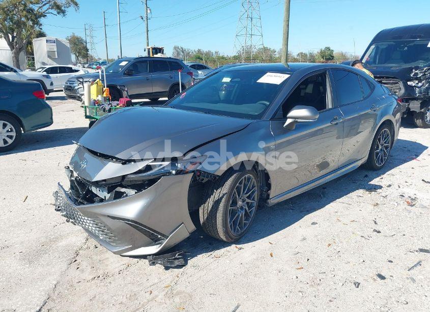 Photo 2 of 2025 Toyota Camry XSE (VIN 4T1DAACK6SU557438)