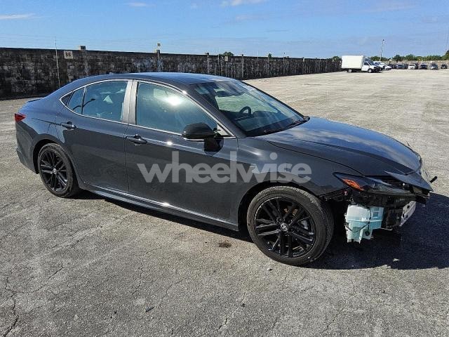 Photo 2 of 2025 TOYOTA CAMRY XSE (VIN 4T1DAACK6SU597258)