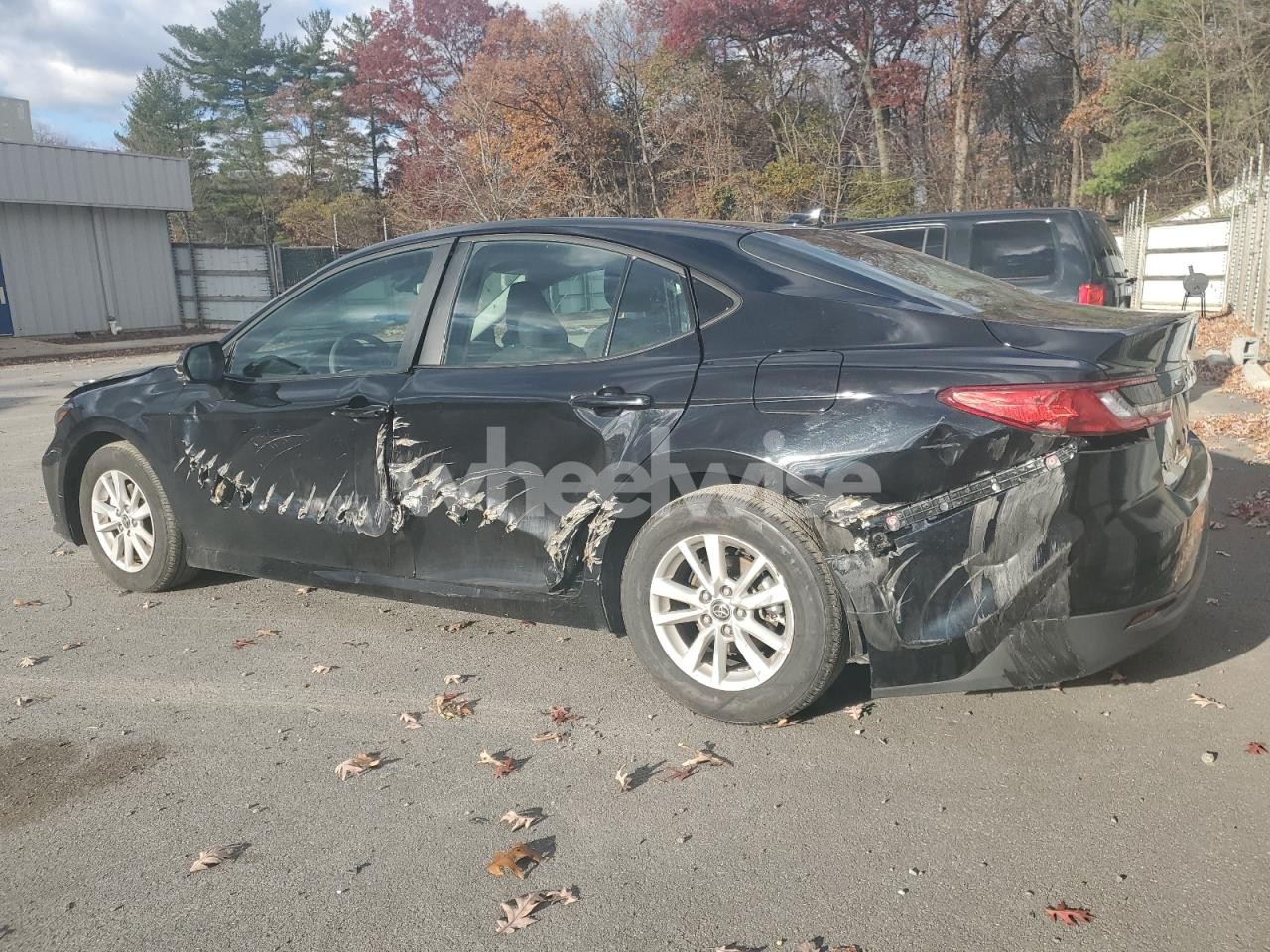 Photo 2 of 2025 TOYOTA CAMRY XSE (VIN 4T1DAACK6SU602006)