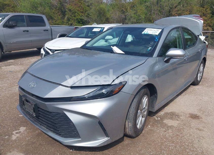 Photo 2 of 2025 Toyota Camry LE (VIN 4T1DAACK7SU001722)
