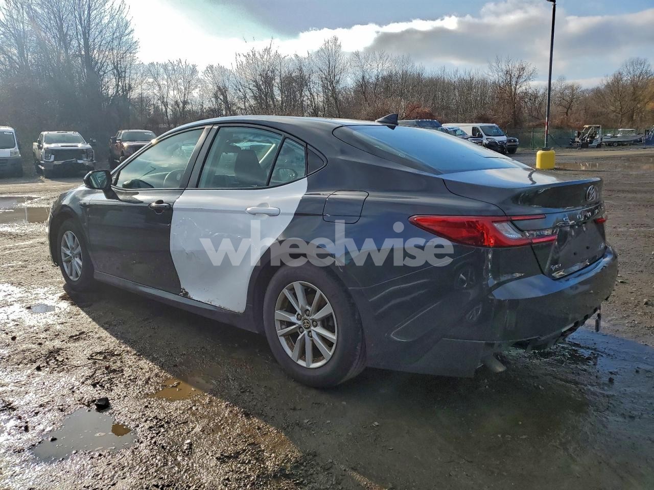 Photo 2 of 2025 TOYOTA CAMRY XSE (VIN 4T1DAACK7SU020285)