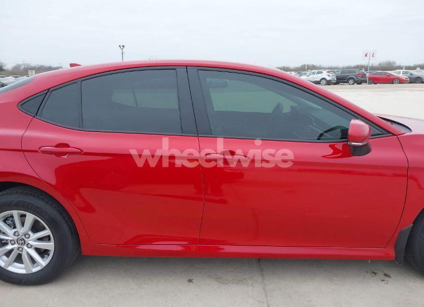 Photo 14 of 2025 Toyota Camry LE (VIN 4T1DAACK7SU065128)