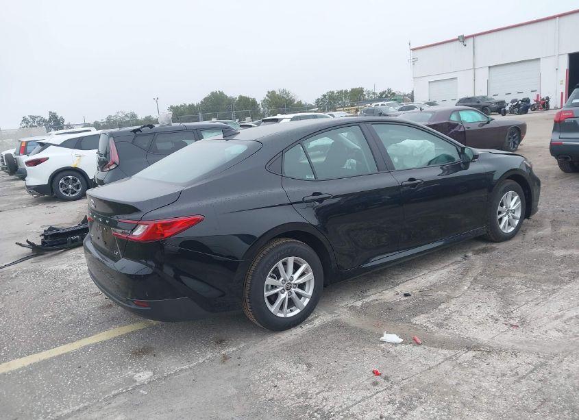 Photo 4 of 2025 Toyota Camry LE (VIN 4T1DAACK7SU068417)