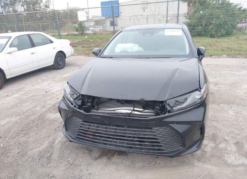 Photo 6 of 2025 Toyota Camry LE (VIN 4T1DAACK7SU068417)