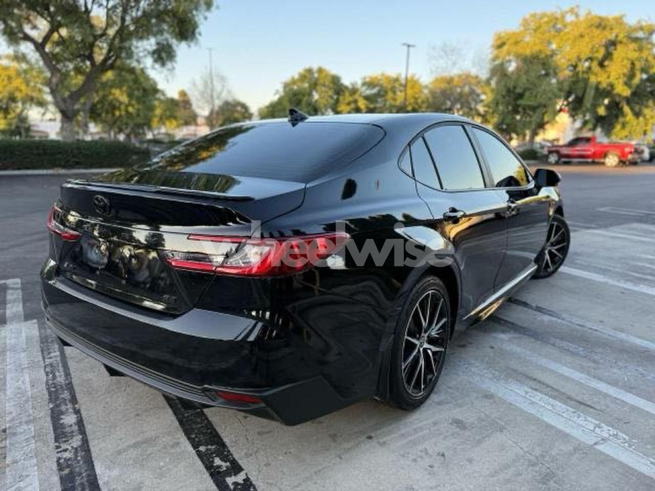 Photo 4 of 2025 TOYOTA CAMRY XSE (VIN 4T1DAACK7SU086710)