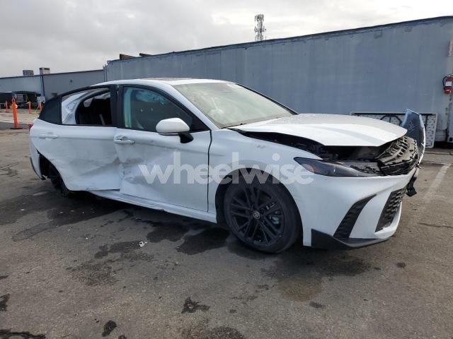 Photo 3 of 2025 TOYOTA CAMRY XSE (VIN 4T1DAACK7SU158330)