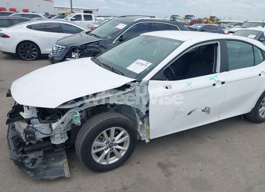 Photo 6 of 2025 Toyota Camry LE (VIN 4T1DAACK7SU507969)