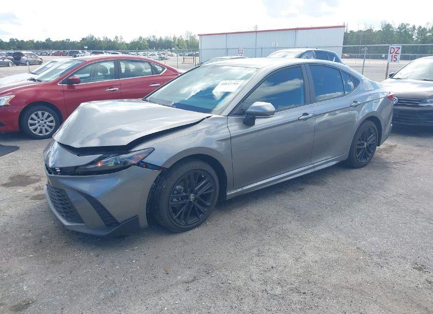 Photo 2 of 2025 Toyota Camry SE (VIN 4T1DAACK7SU508233)