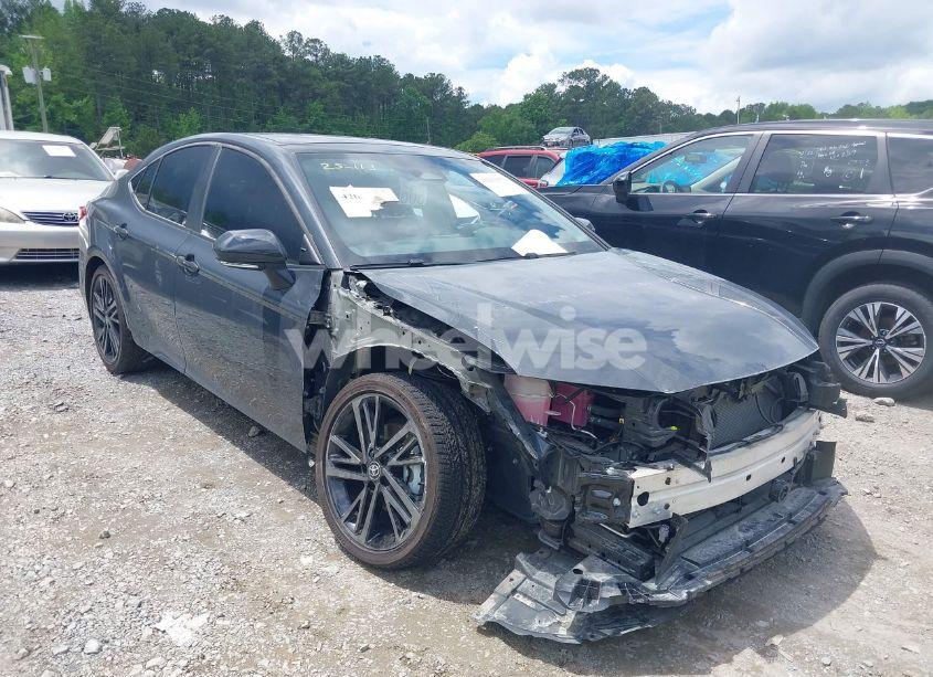 2025 Toyota Camry XSE (VIN 4T1DAACK7SU510435) main photo