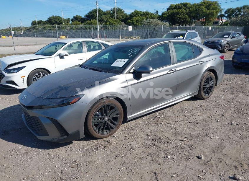 Photo 2 of 2025 Toyota Camry SE (VIN 4T1DAACK7SU516025)