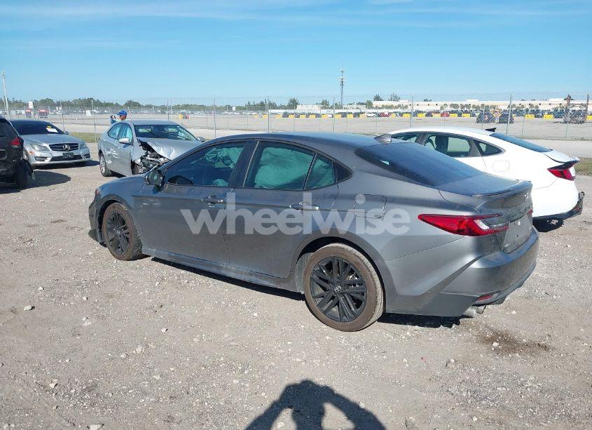 Photo 3 of 2025 Toyota Camry SE (VIN 4T1DAACK7SU516025)