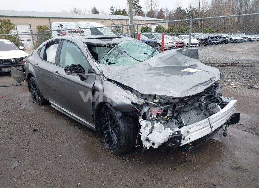 2025 Toyota Camry SE (VIN 4T1DAACK7SU525436) main photo