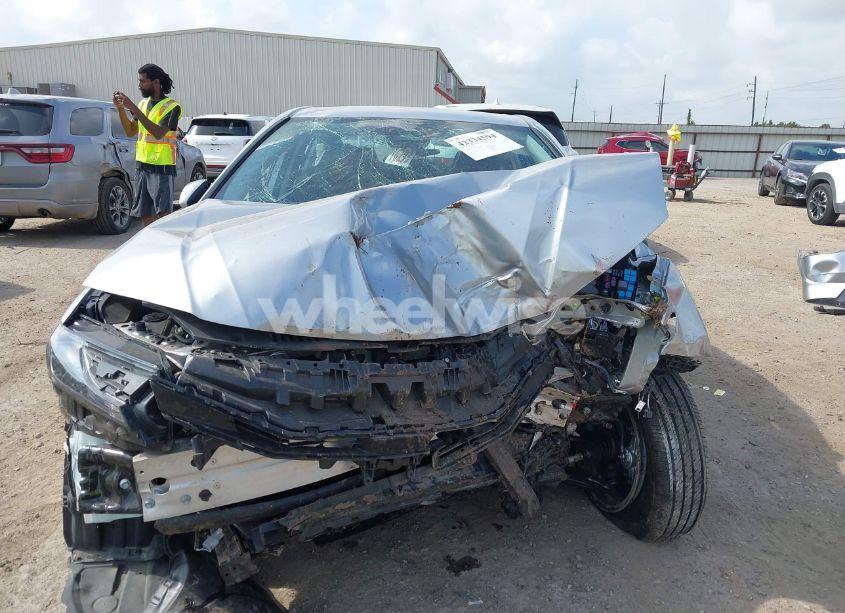 Photo 13 of 2025 Toyota Camry LE/SE/XLE/XSE (VIN 4T1DAACK7SU526750)