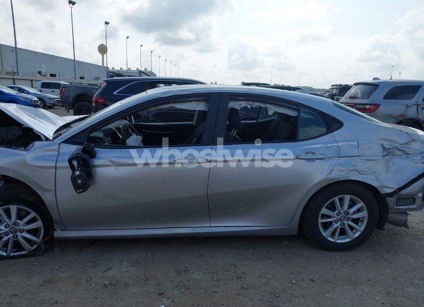 Photo 15 of 2025 Toyota Camry LE/SE/XLE/XSE (VIN 4T1DAACK7SU526750)