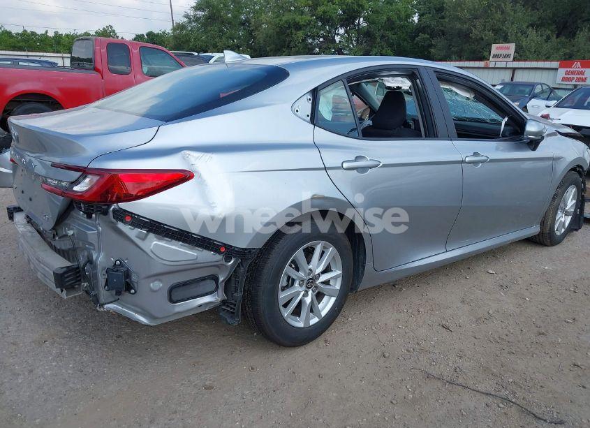 Photo 4 of 2025 Toyota Camry LE/SE/XLE/XSE (VIN 4T1DAACK7SU526750)