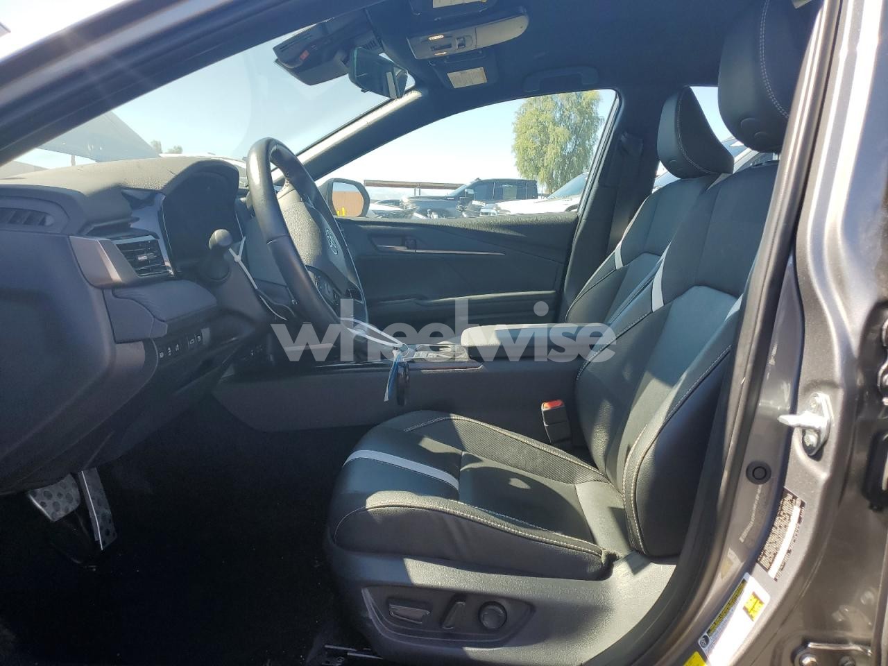 Photo 7 of 2025 TOYOTA CAMRY XSE (VIN 4T1DAACK7SU534301)