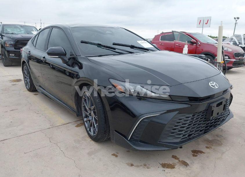 2025 Toyota Camry SE (VIN 4T1DAACK7SU542365) main photo