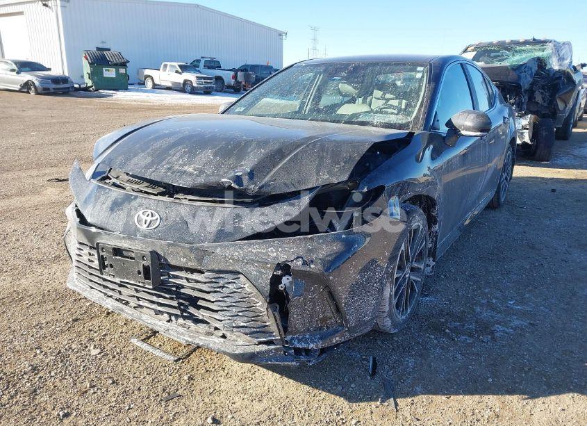 Photo 2 of 2025 Toyota Camry XLE (VIN 4T1DAACK7SU555536)