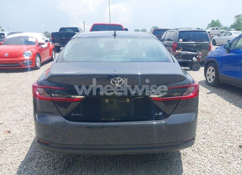 Photo 17 of 2025 Toyota Camry LE (VIN 4T1DAACK8SU015581)
