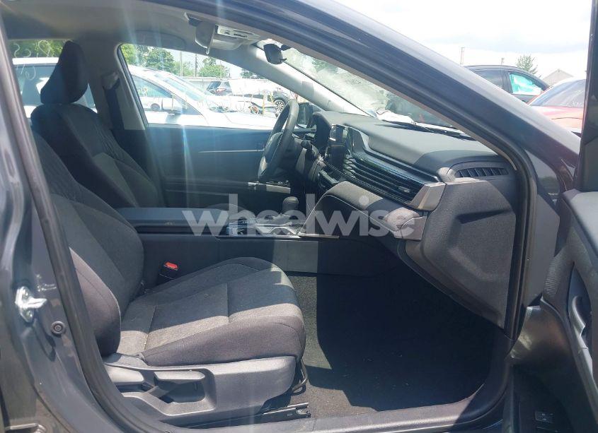Photo 5 of 2025 Toyota Camry LE (VIN 4T1DAACK8SU015581)