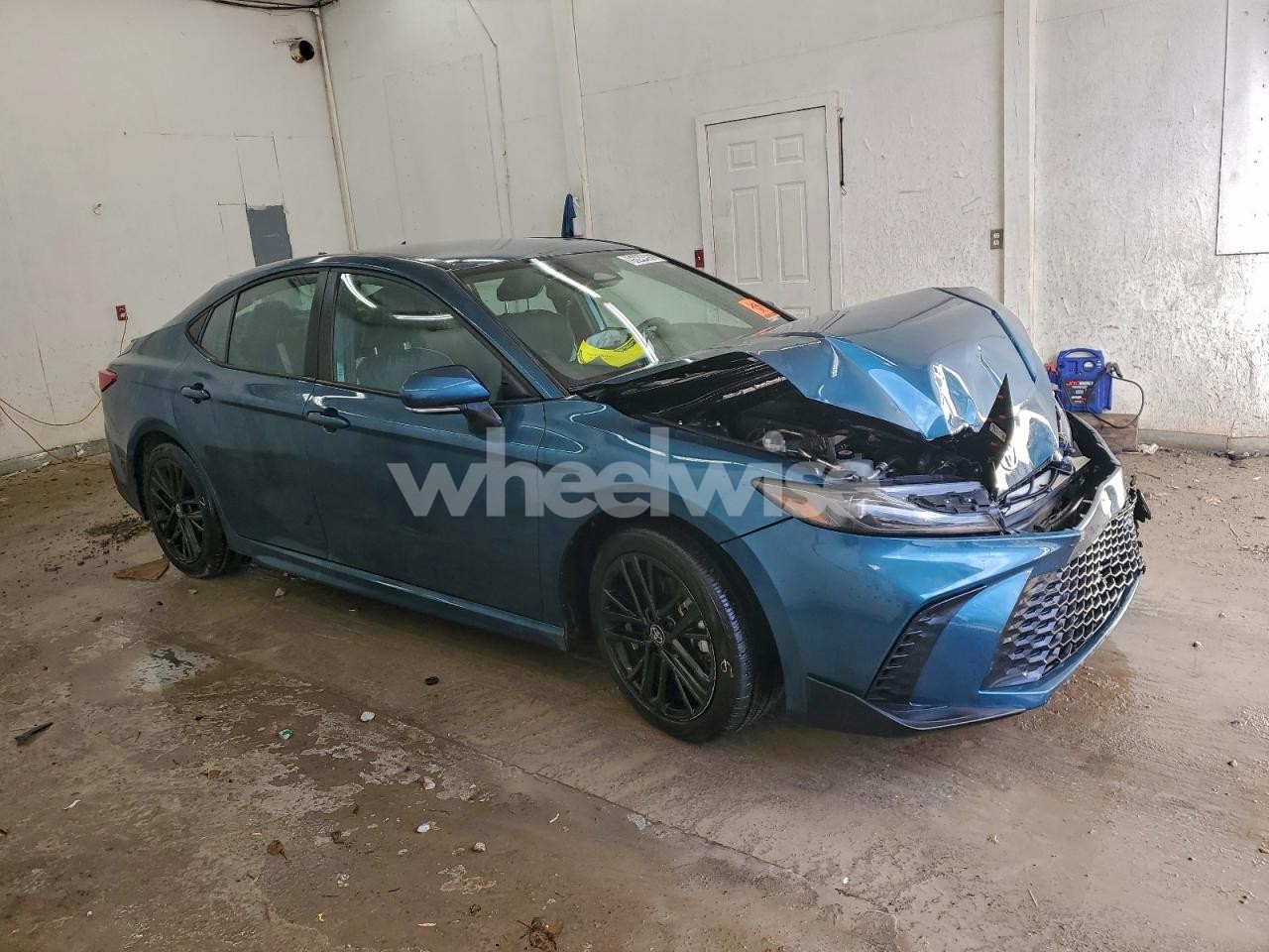 Photo 4 of 2025 TOYOTA CAMRY XSE (VIN 4T1DAACK8SU019467)