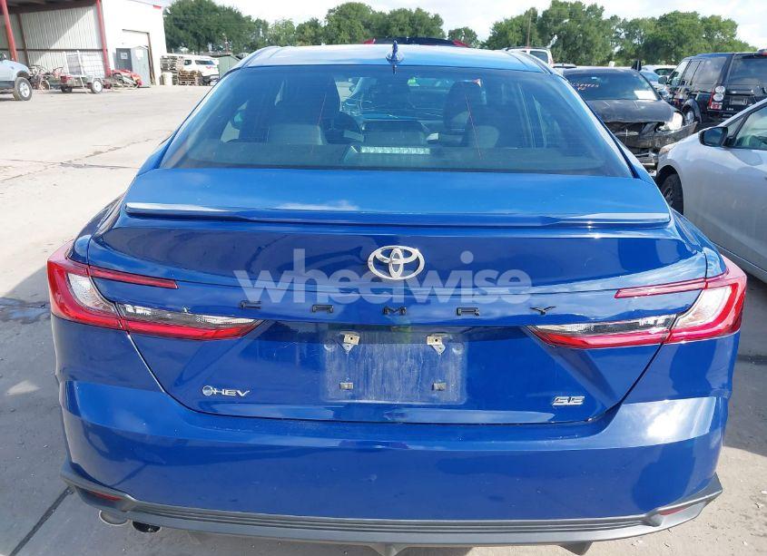 Photo 15 of 2025 Toyota Camry SE (VIN 4T1DAACK8SU024989)