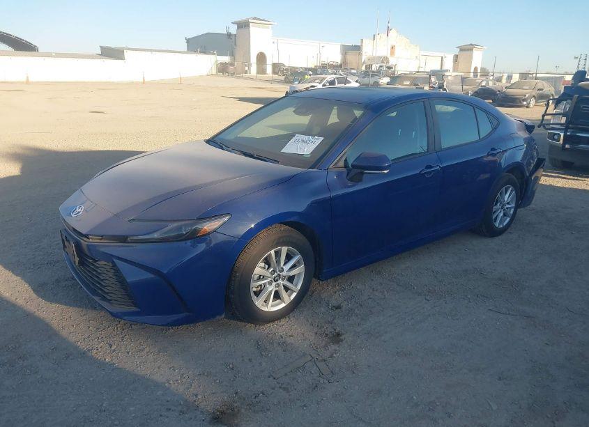 Photo 2 of 2025 Toyota Camry LE (VIN 4T1DAACK8SU064084)