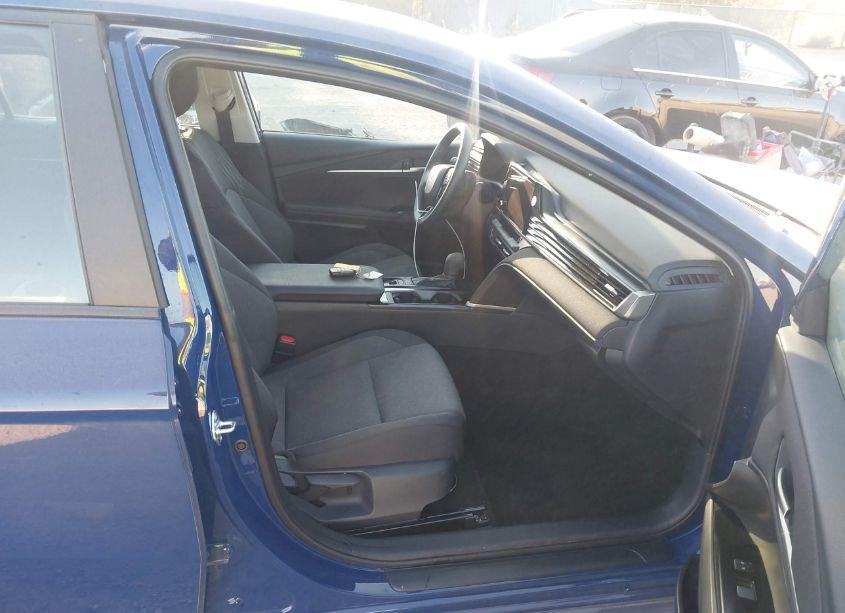 Photo 5 of 2025 Toyota Camry LE (VIN 4T1DAACK8SU064084)