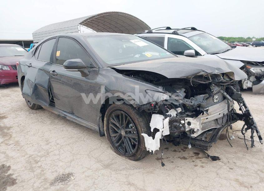 2025 Toyota Camry SE (VIN 4T1DAACK8SU073156) main photo