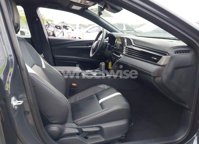 Photo 5 of 2025 Toyota Camry SE (VIN 4T1DAACK8SU073819)