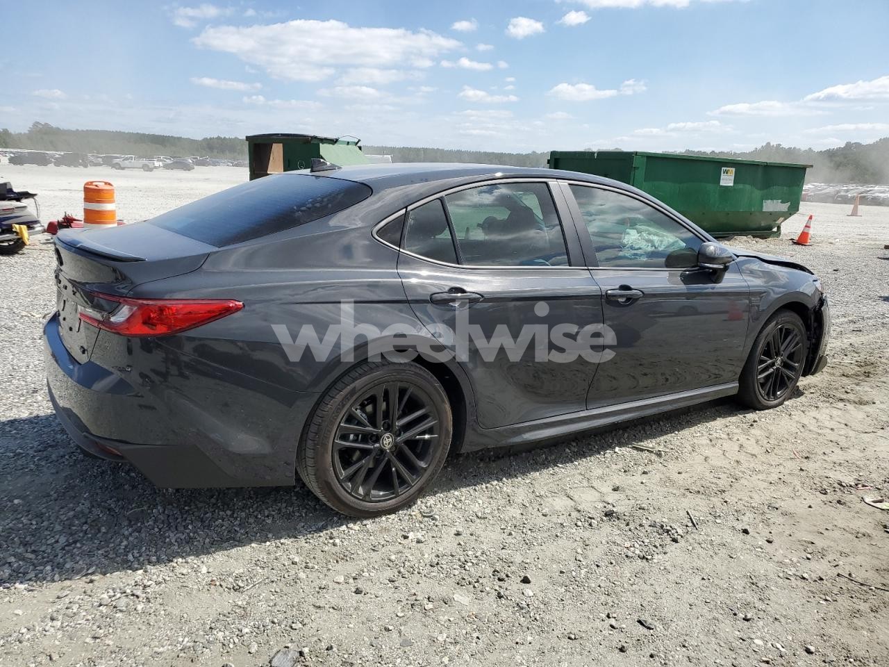 Photo 3 of 2025 TOYOTA CAMRY XSE (VIN 4T1DAACK8SU176044)