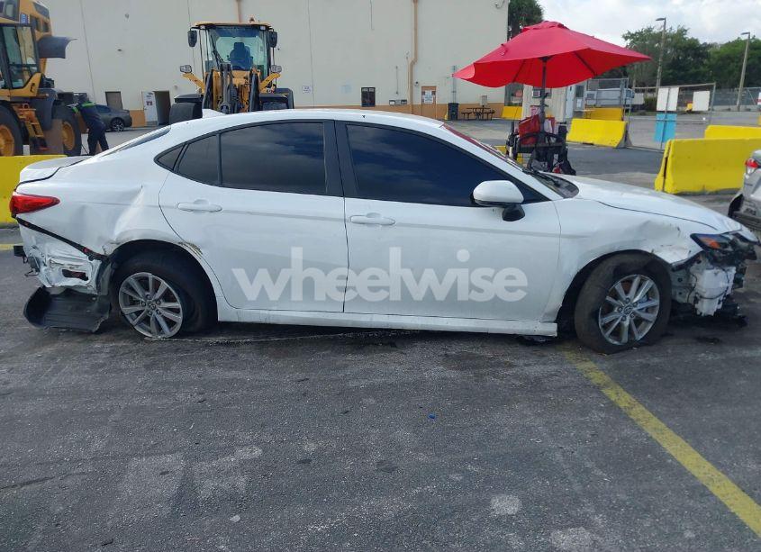 Photo 6 of 2025 Toyota Camry LE (VIN 4T1DAACK8SU501758)