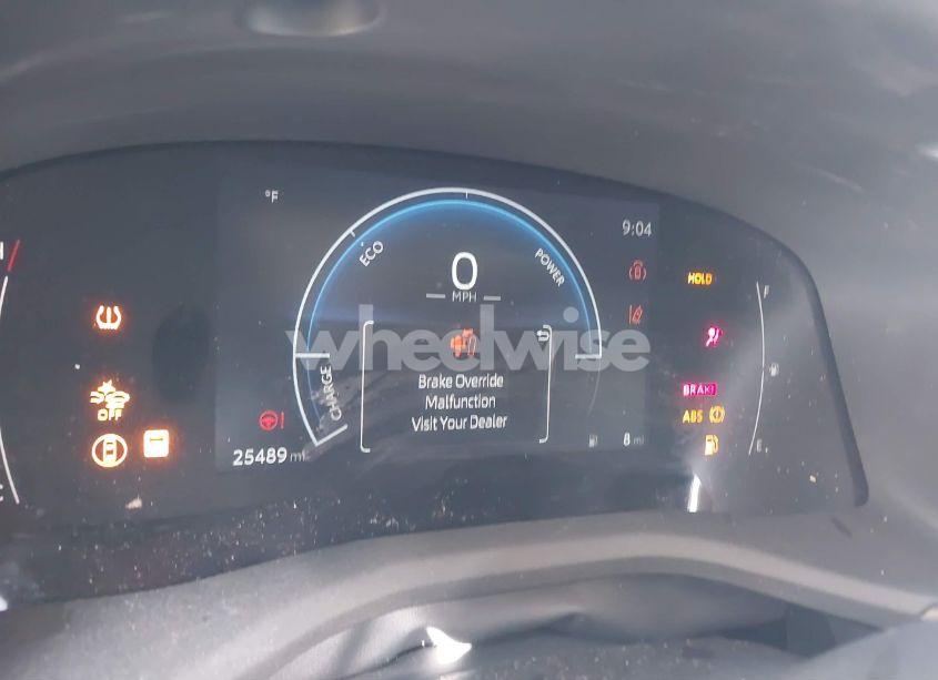 Photo 7 of 2025 Toyota Camry LE (VIN 4T1DAACK8SU501758)