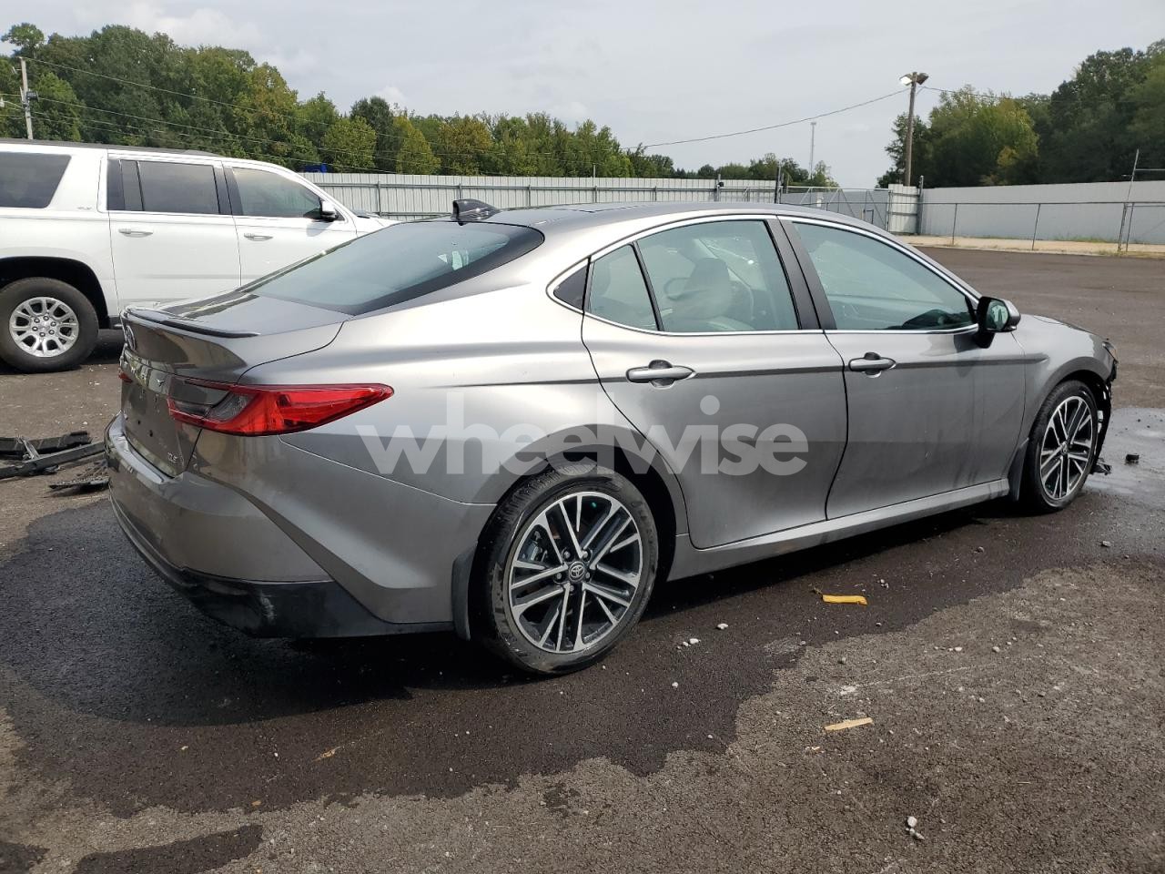 Photo 3 of 2025 TOYOTA CAMRY XSE (VIN 4T1DAACK8SU512887)